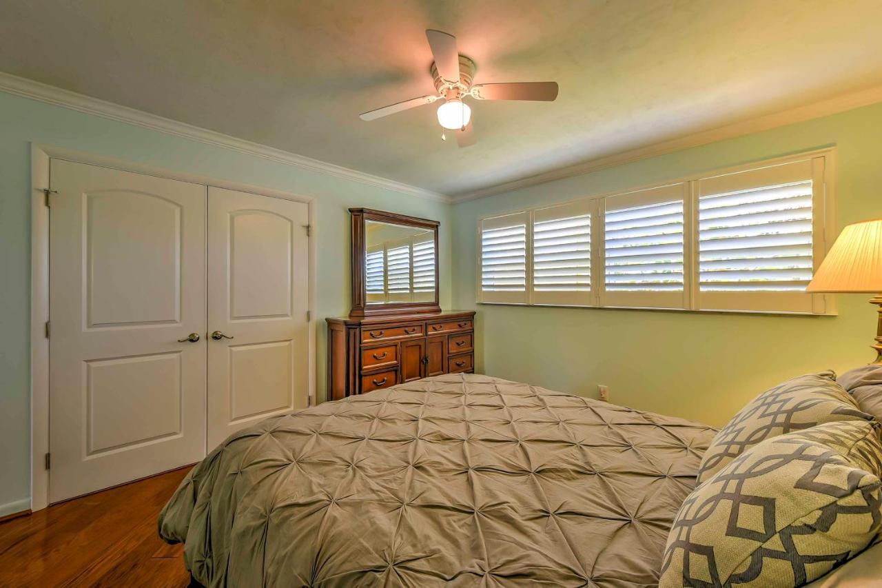 Marco Island Condo With Patio Steps To Beach Access Exterior photo