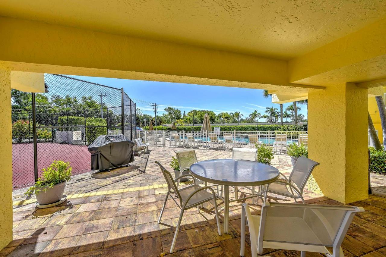 Marco Island Condo With Patio Steps To Beach Access Exterior photo
